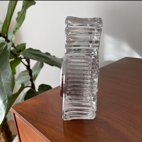 Waterford Crystal Bear Clock - Elegant Clear Design - Picture 8 of 9